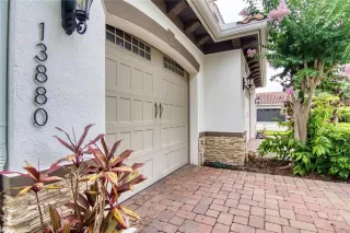 Photo #5: O6419424 Listing