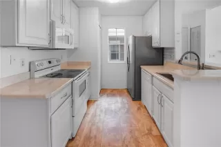 Photo #3: O6419476 Listing 