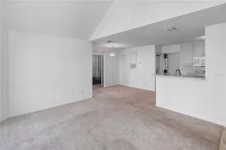 Photo #5: O6419476 Listing 
