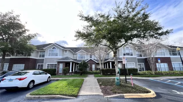 MLS: O6419595 Condo For Sale