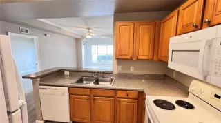 Photo #4: O6419595 Listing 