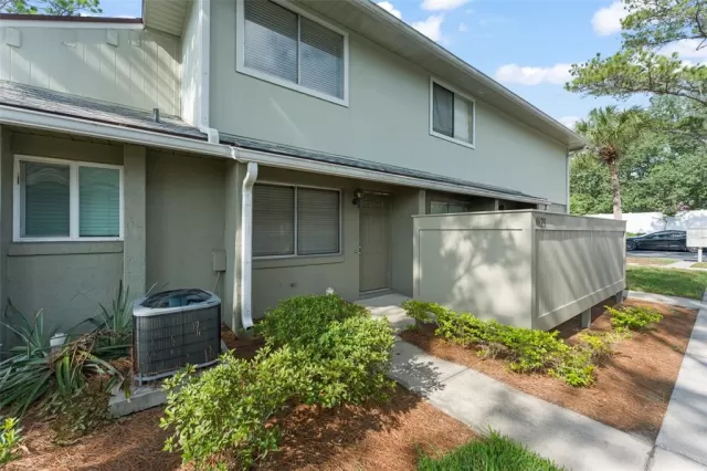 MLS: O6419649 Condo For Sale
