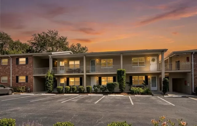 MLS: O6419663 Condo For Sale