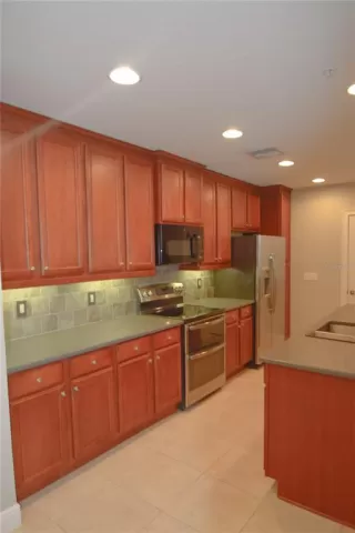 Photo #4: O6419759 Listing 