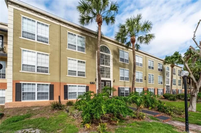 MLS: O6419805 Condo For Sale