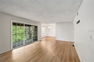 Photo #3: O6419805 Listing