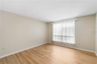 Photo #6: O6419805 Listing