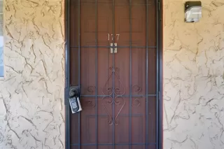 Photo #1: O6419817 Listing
