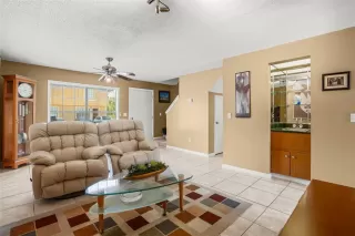 Photo #6: O6419959 Listing 