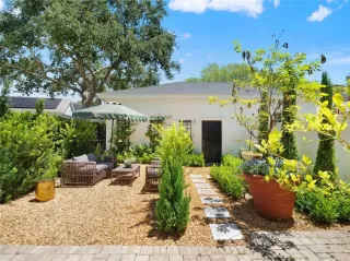 Photo #2: O6419963 Listing 