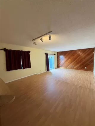 Photo #2: O6420027 Listing 