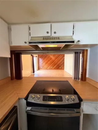 Photo #4: O6420027 Listing 