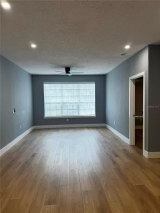 Photo #2: O6420113 Listing 