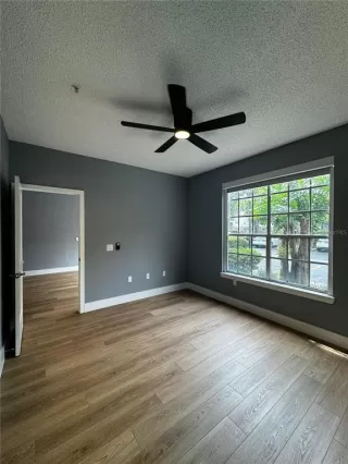 Photo #5: O6420113 Listing 