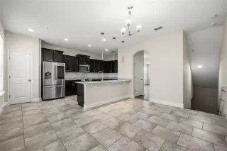 Photo #6: O6420252 Listing 