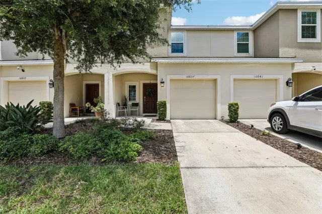 MLS: O6420491 Condo For Sale