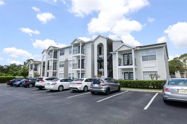 MLS: O6420663 Condo For Sale