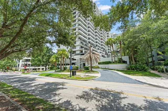 MLS: O6420844 Condo For Sale
