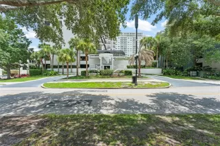Photo #1: O6420844 Listing 