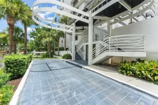 Photo #2: O6420844 Listing 