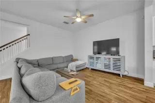 Photo #6: O6420887 Listing 