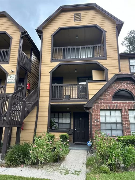 MLS: O6421275 Condo For Sale