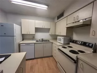 Photo #4: O6421275 Listing 