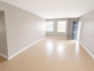 Photo #2: O6421356 Listing