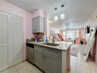 Photo #2: O6421384 Listing