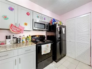 Photo #3: O6421384 Listing