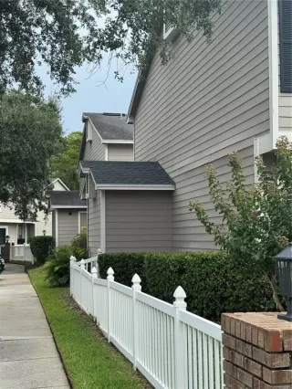 Photo #5: OM707097 Listing