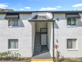 Photo #4: OM709109 Listing 