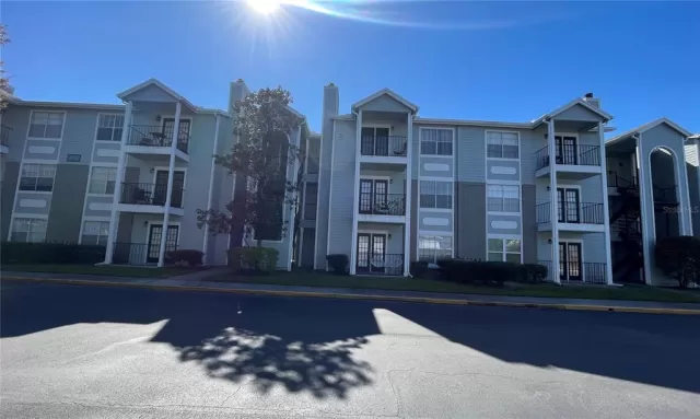 MLS: OM717656 Condo For Sale