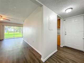 Photo #6: OM722576 Listing 