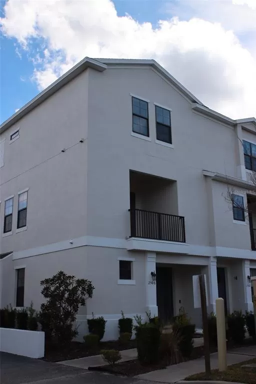 MLS: OM723081 Condo For Sale