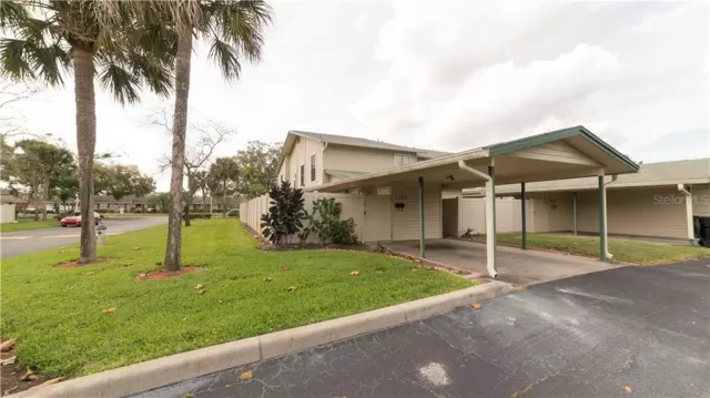 MLS: P4909829 Condo For Sale