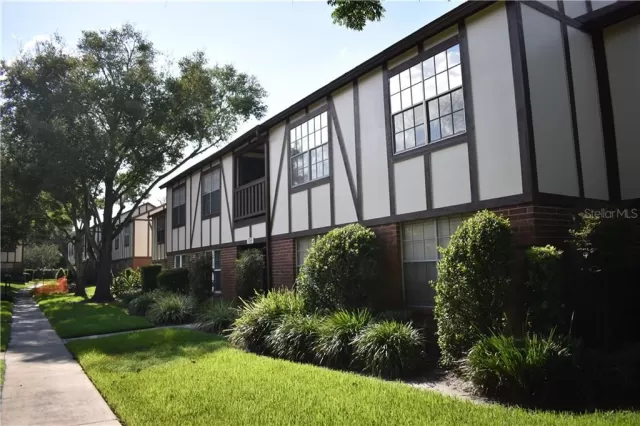 MLS: P4911993 Condo For Sale