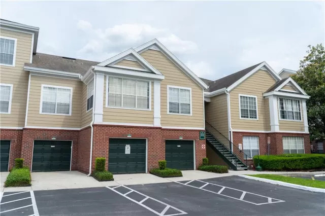 MLS: P4915309 Condo For Sale
