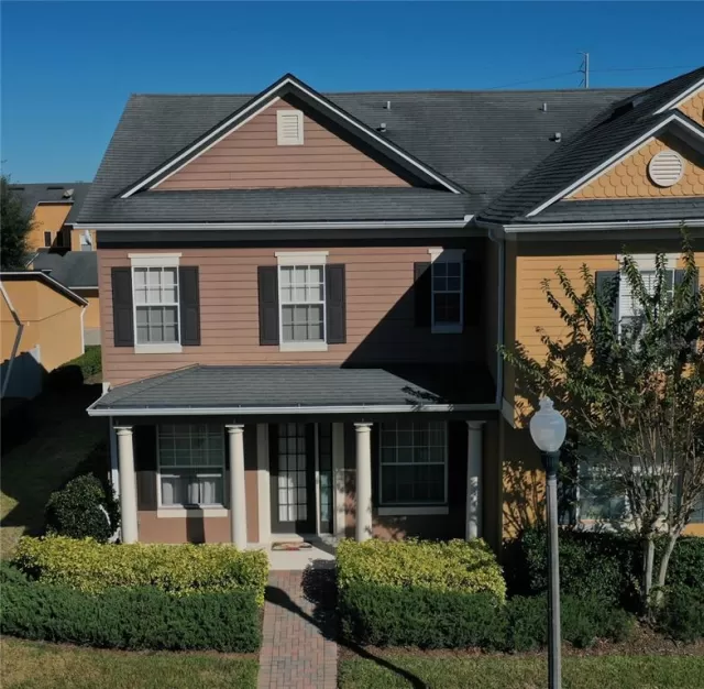 MLS: P4919034 Condo For Sale