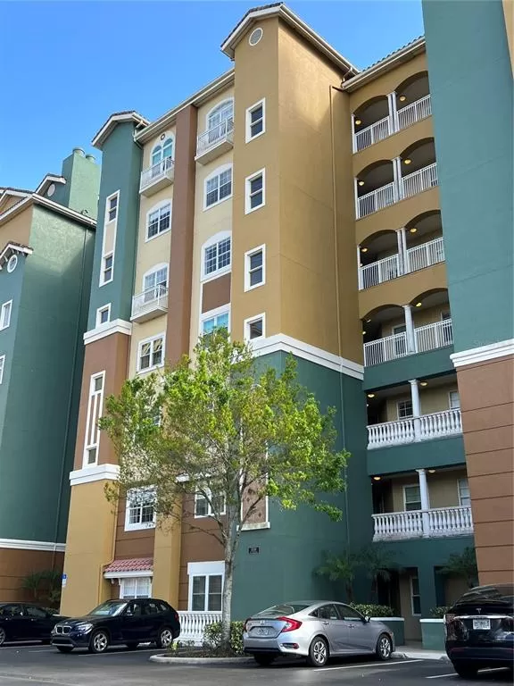 MLS: P4919547 Condo For Sale