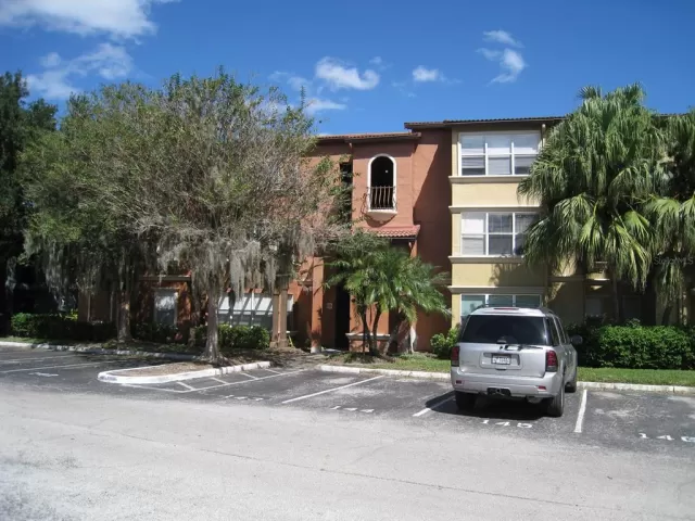 MLS: P4932447 Condo For Sale