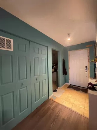 Photo #6: P4934639 Listing