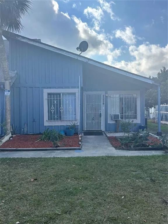 MLS: P4937230 Condo For Sale