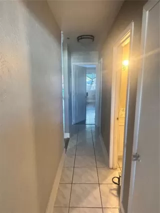 Photo #6: P4937677 Listing 