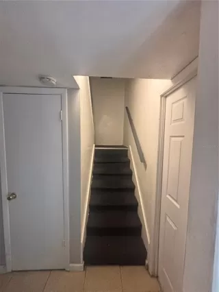 Photo #6: P4937679 Listing