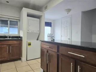 Photo #1: P4937682 Listing