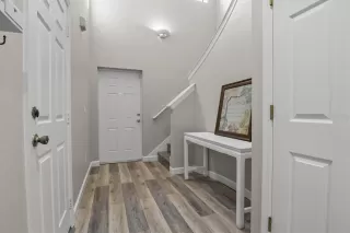 Photo #2: P4938503 Listing 