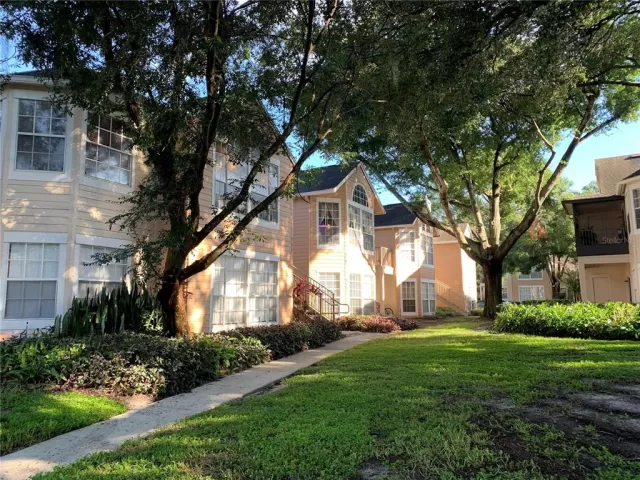 MLS: R4905076 Condo For Sale