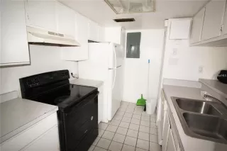 Photo #2: R4909223 Listing 