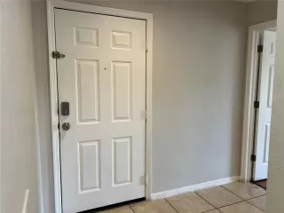 Photo #3: R4909323 Listing